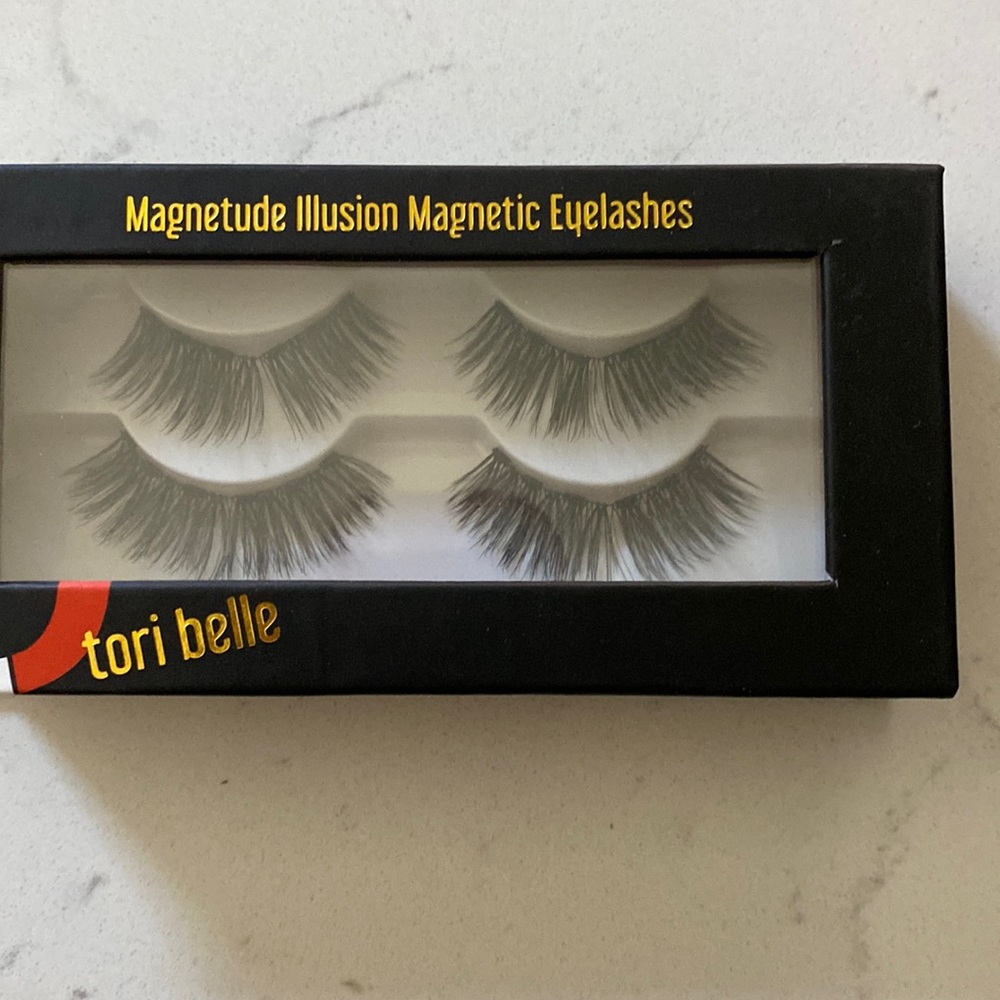 Tori belle epic eyelashes